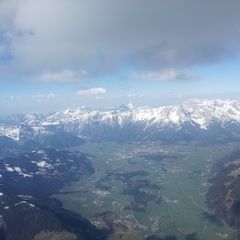 Flugwegposition um 14:38:24: Aufgenommen in der Nähe von Gemeinde Zell am See, 5700 Zell am See, Österreich in 3011 Meter